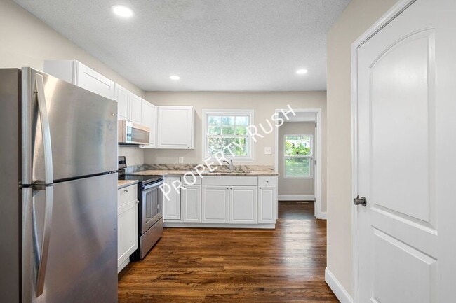 Building Photo - 204 Booth Rd