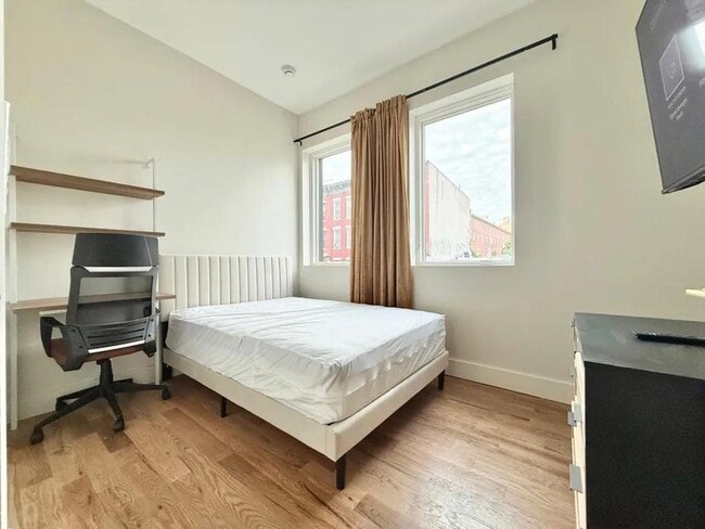 Building Photo - 980 Kent Ave