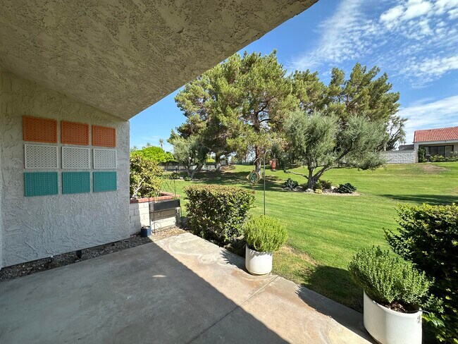 Building Photo - 166 Wimbledon Ct