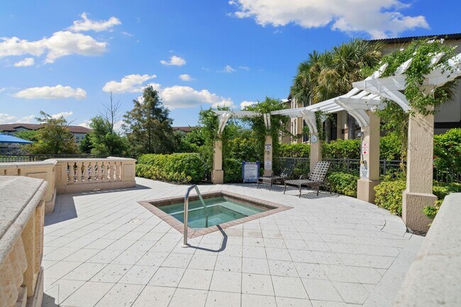 Building Photo - *** LOCATION, LOCATION, LOCATION! *** ANNUAL TURNKEY FURNISHED Rental Available NOW in Positano P...