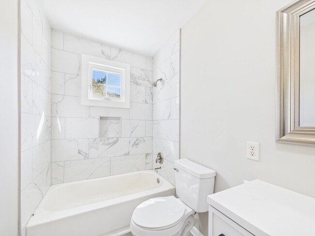 Building Photo - 11001 Reedy Branch Rd