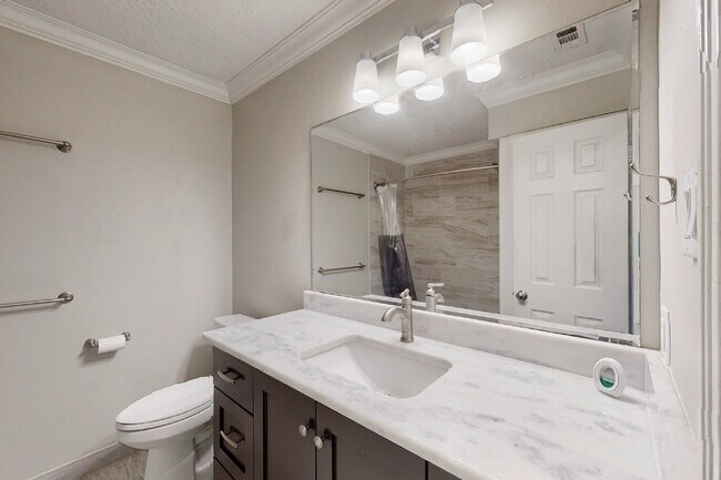 Building Photo - 1407 Skrivanek Ct