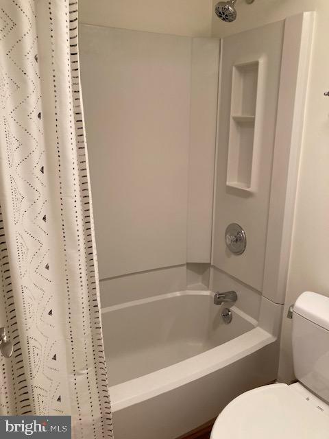 Building Photo - 5902 Mt Eagle Dr