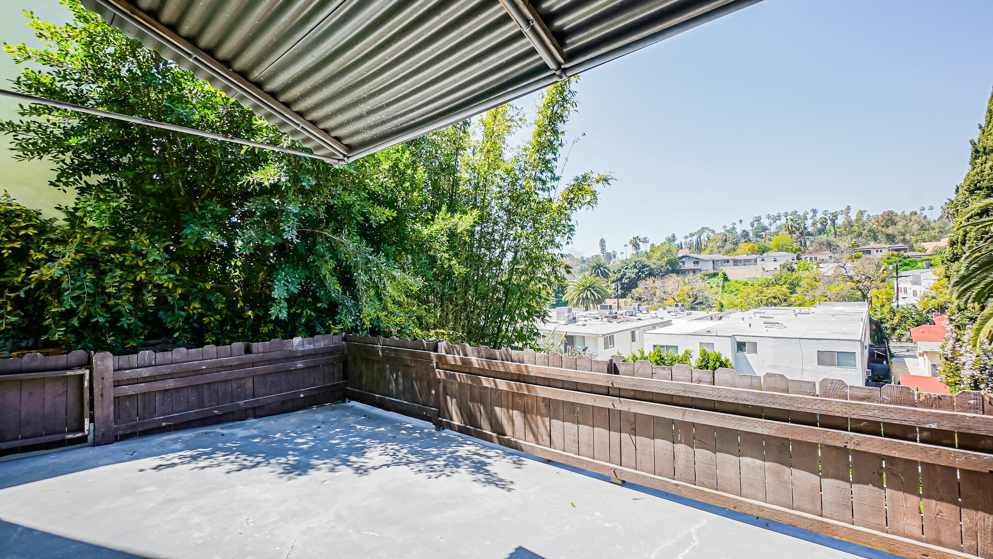 Building Photo - 2065 Ivar Ave