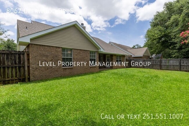 Building Photo - 8067 Deerwood Dr
