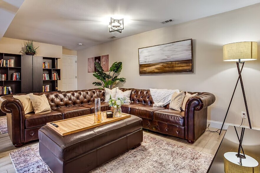 Primary Photo - 6911 47th Street Ct W