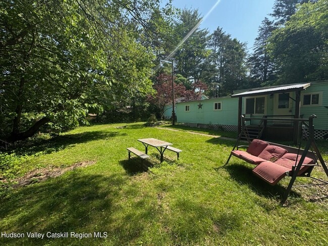 Primary Photo - 384 Glenerie Blvd