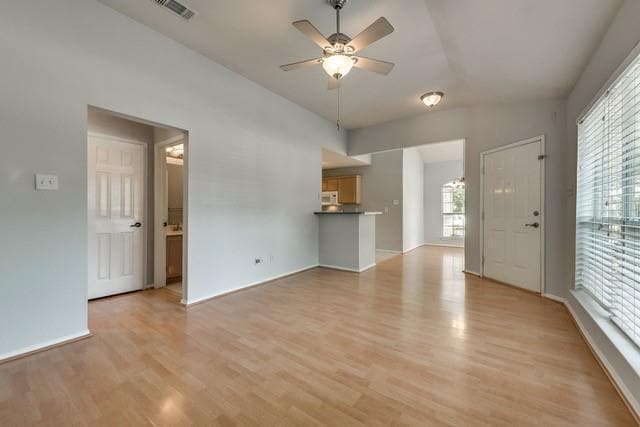 Building Photo - 2323 Brookview Dr