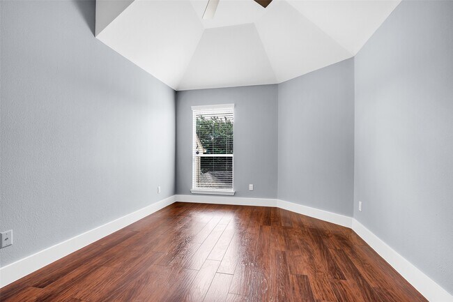 Building Photo - 10626 Cortland Ridge Ln