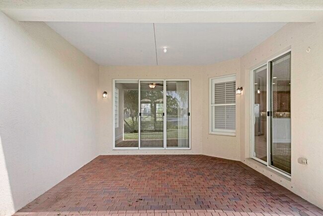 Building Photo - 8895 Chestnut Ridge Way