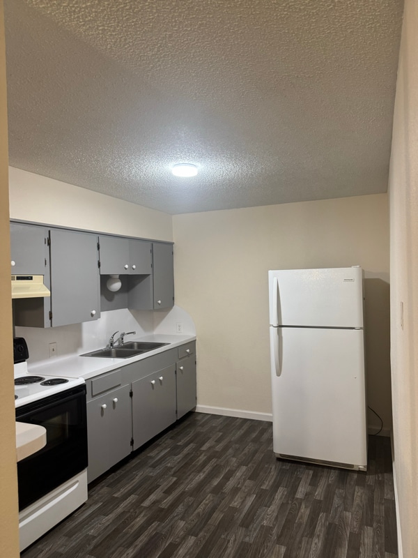 Building Photo - 110 Farm to Market 82