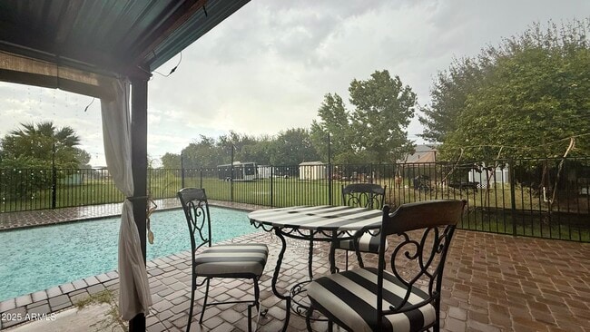 Building Photo - 4518 W Crivello Ave