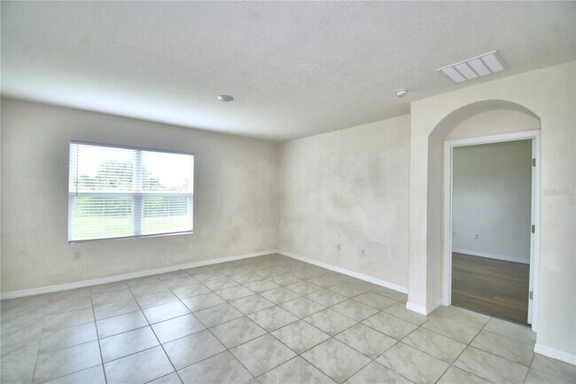 Building Photo - 5628 Siltstone St