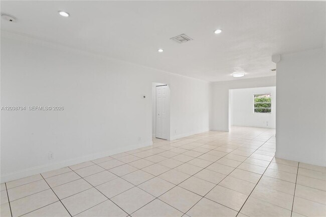 Building Photo - 4151 SW 56th Ave