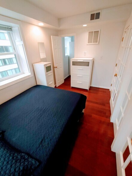 Bedroom - 1125 12th St NW