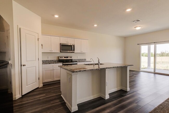 Building Photo - 17804 Altesino Cv