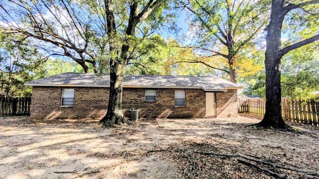 Building Photo - 4233 W Avenida De Golf