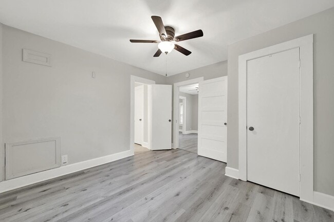 Building Photo - Recently Renovated 2 Bedroom Home in Rock ...