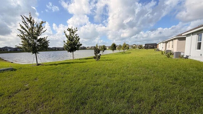 Building Photo - 1831 Bright Sky Dr
