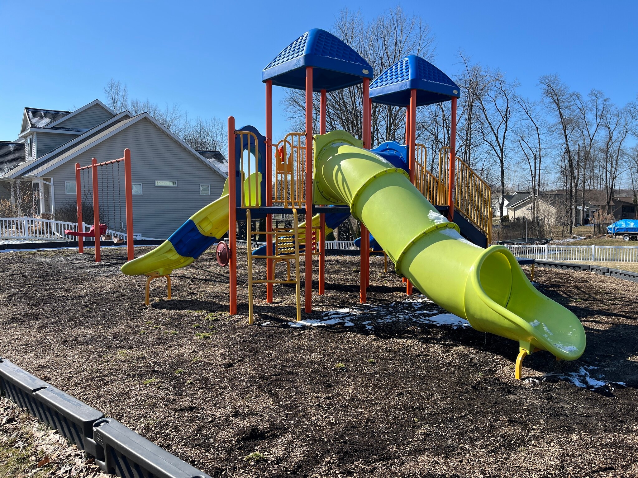 Building Photo - 3865 Elm Ridge Dr