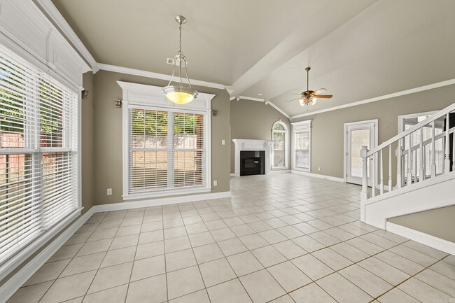 Building Photo - 25 Hickory Bend Dr