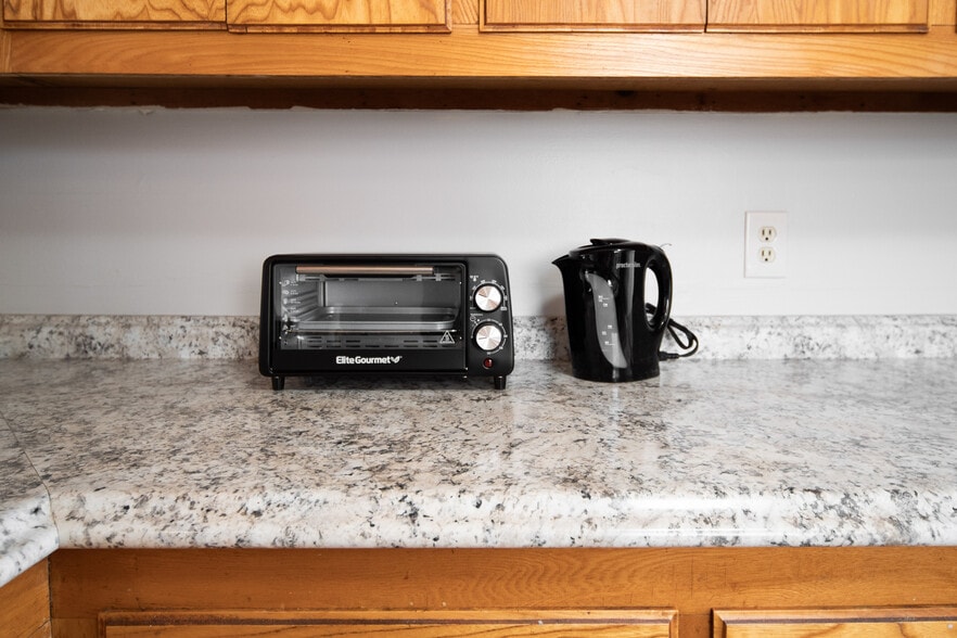 Brand New Appliances - 45426 10th St W