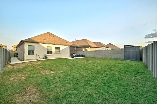 Building Photo - 3/BR 2/BA Home with Modern Touches and Cozy Outdoor Living!