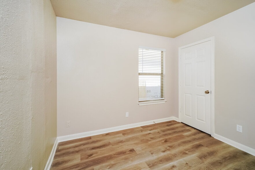Building Photo - 3605 Candlebrook Ln