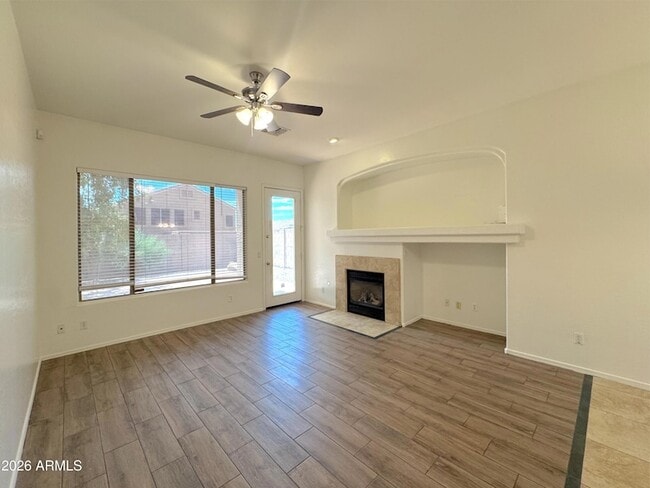 Building Photo - 3013 W Glenhaven Dr