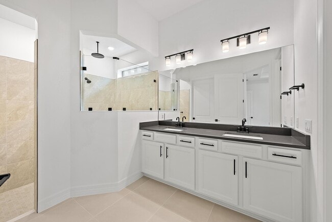 Building Photo - 10720 Northbrook Cir