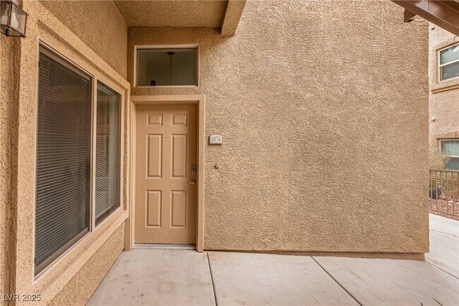 Building Photo - 8985 S Durango Dr