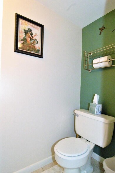 Building Photo - 9570 Standon Pl