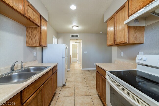 Building Photo - 1301 N 23rd St