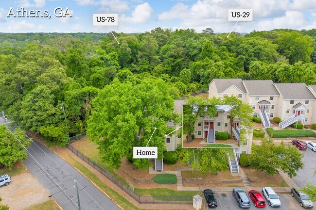 Building Photo - 290 Appleby Dr