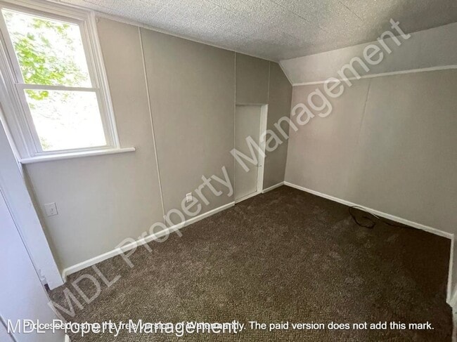 Building Photo - 3 br, 1 bath House - 1323 Fraser