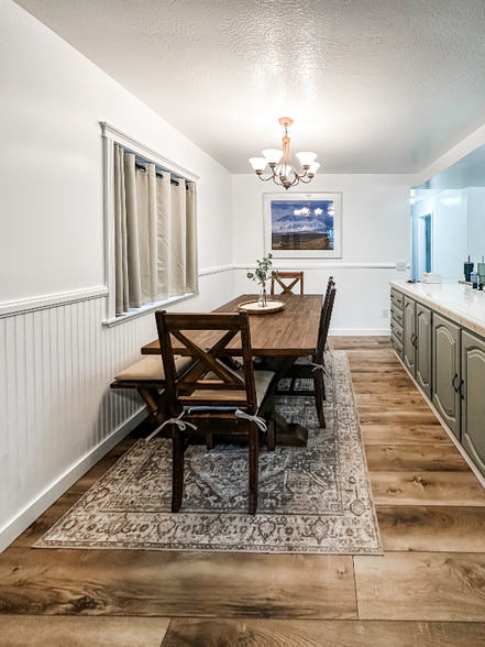 Building Photo - 350 May St