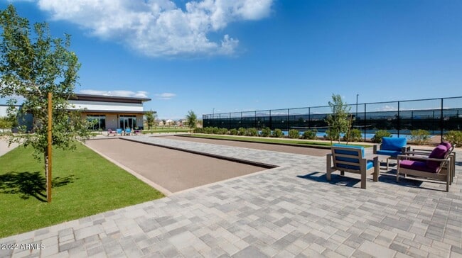 Building Photo - 9918 E Texas Ave