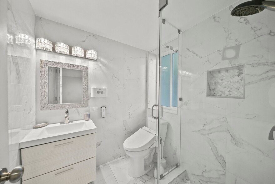 Building Photo - 8647 Corbin Ave