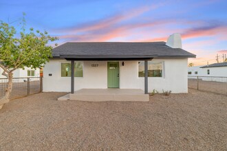 Building Photo - 1327 W Speedway Blvd