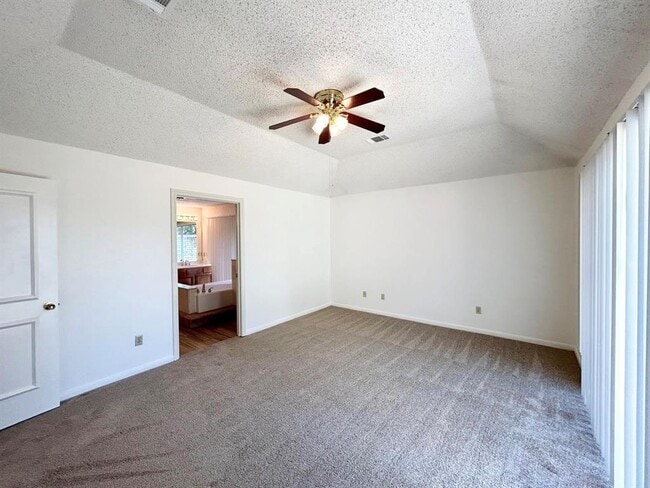 Building Photo - 14802 Chetland Pl Dr