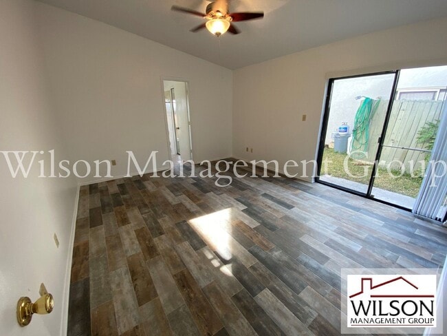 Building Photo - 1441 Bridlebrook Dr