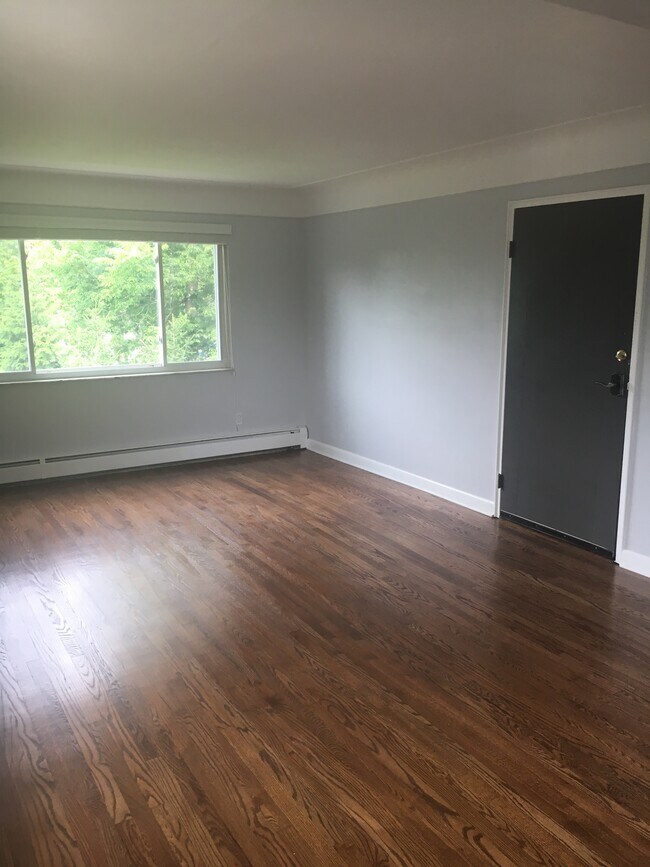 Building Photo - 6041 Stanhill Ct