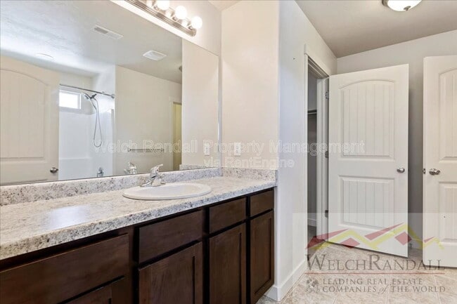 Building Photo - 1140 Seraphim Ct