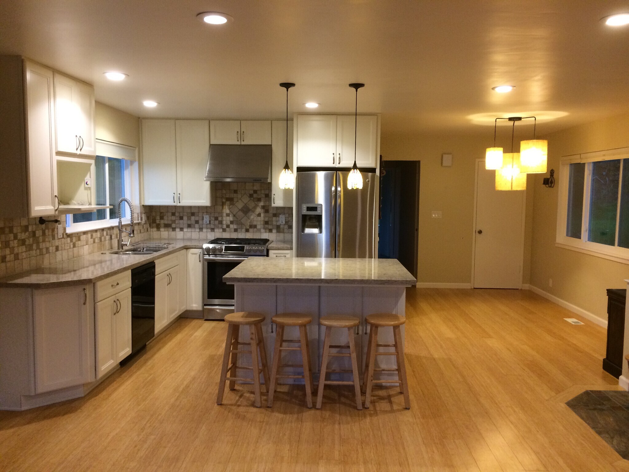 Building Photo - 233 Reichling Ave