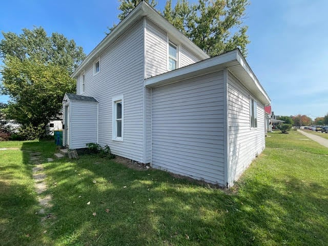 Building Photo - 144 W Broadway St