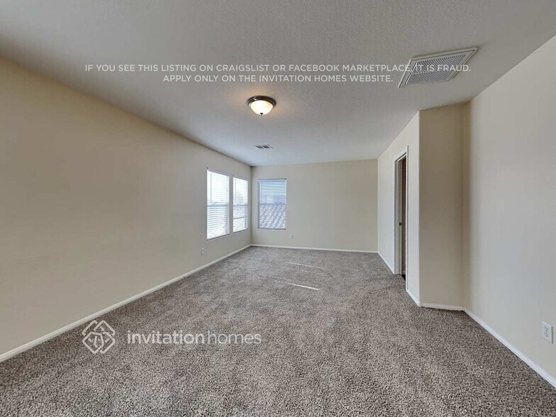 Building Photo - 4923 Charlo Dr