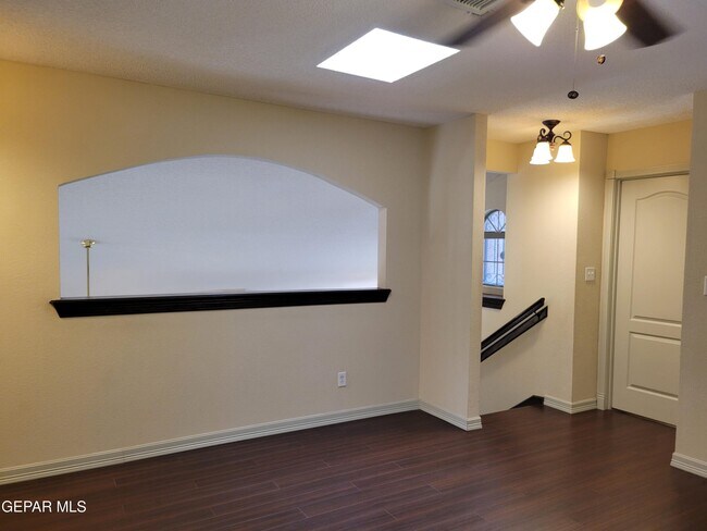 Building Photo - 14267 Pacific Point Dr