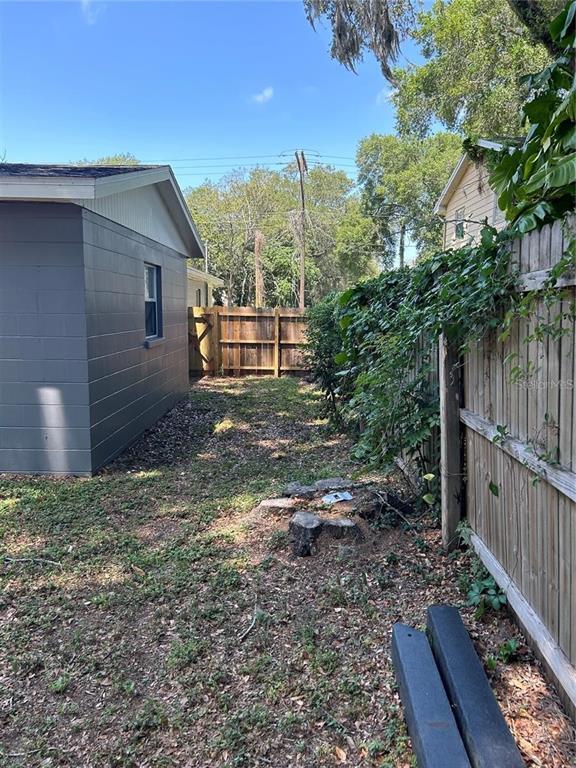 Building Photo - 232 Beverly Blvd