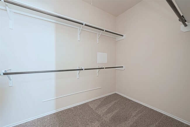 Building Photo - 8402 Coral Cove Pass Ln