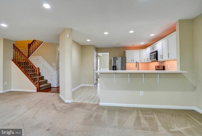 Building Photo - 115 Gleneagles Dr